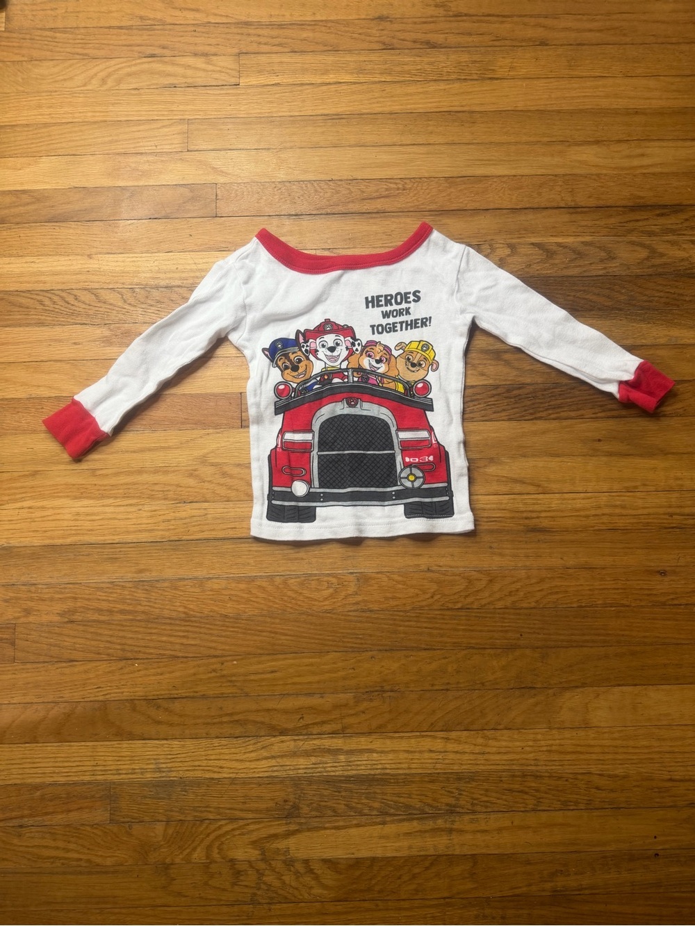 Paw Patrol 2T Pajama top
